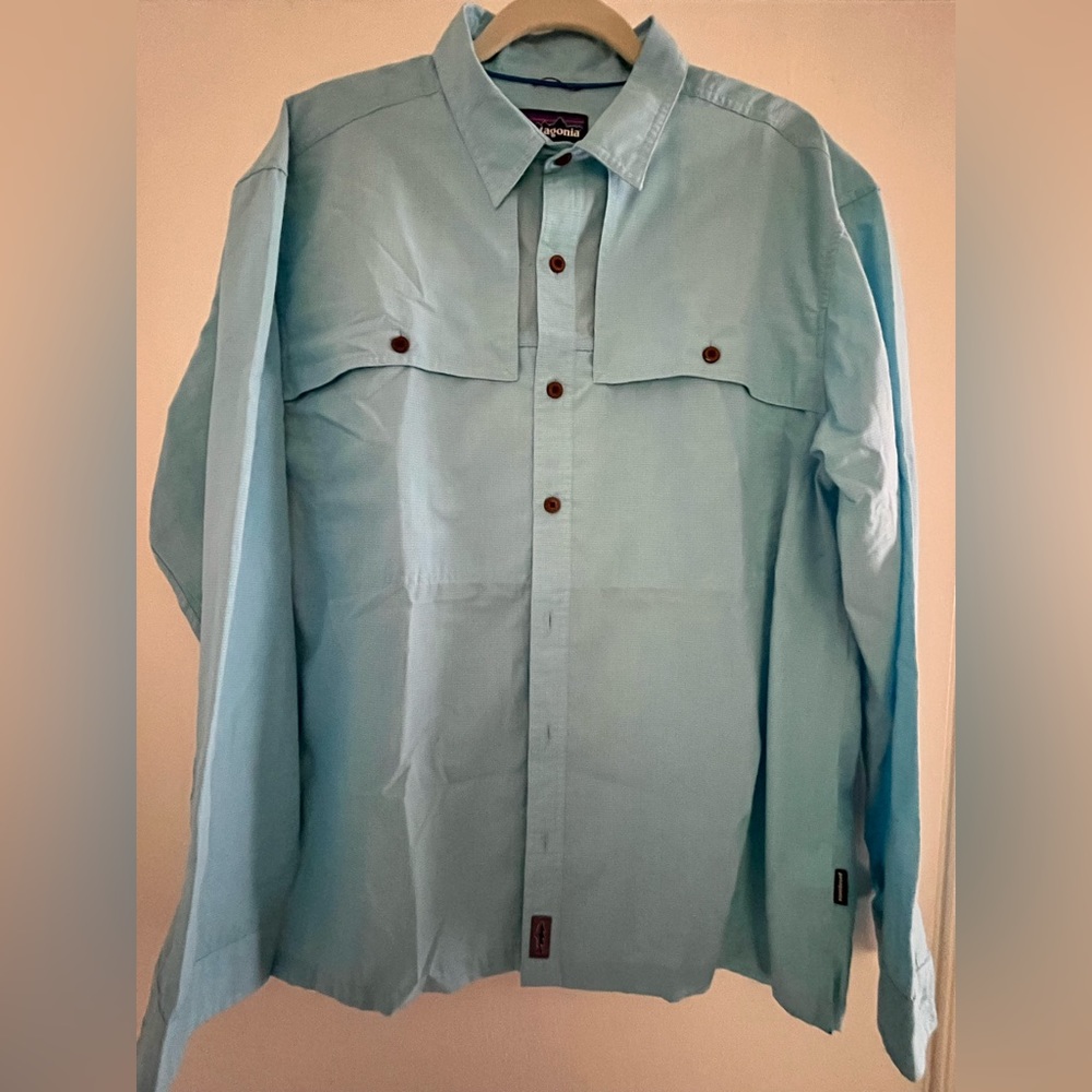 Patagonia Men’s Shirt - Large